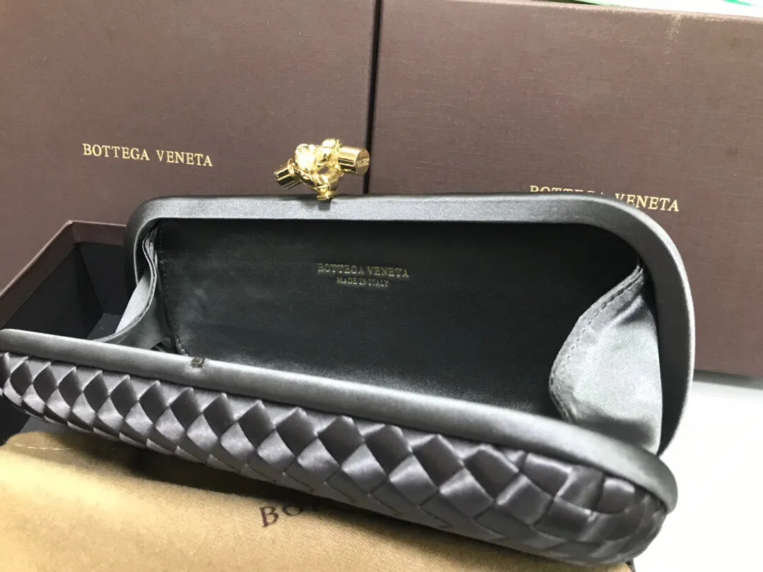 Style No. 8651, upgraded version of full silk evening bag inside and outside~~~INTRECCIATO woven IMPERO STRETCH KNOT clutch bag, hand-woven silk, smooth satin piping, Intrecciato engraved metal buckle, silk satin lining. Large size: 25cm*10cm*5cm